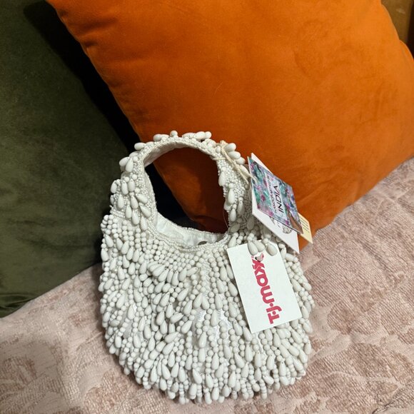 White Beaded Shoulder Bag - Handcrafted in India- VIRAL ONLINE - NWT - Picture 3 of 5